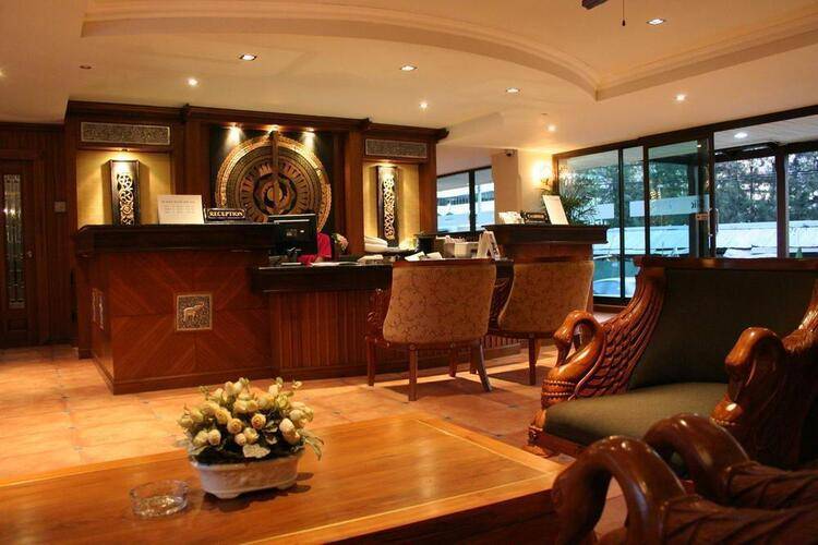 Aiyaree Place Hotel