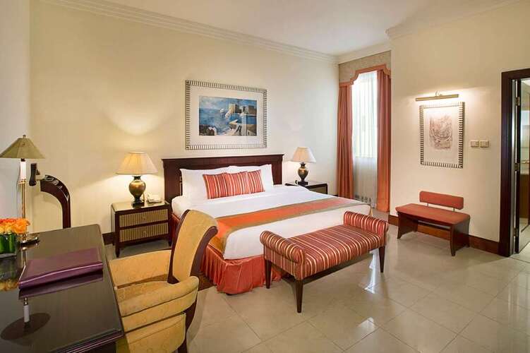 City Seasons Suites Dubai (Ex.Pearl City Suites)