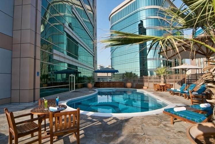 City Seasons Suites Dubai (Ex.Pearl City Suites)