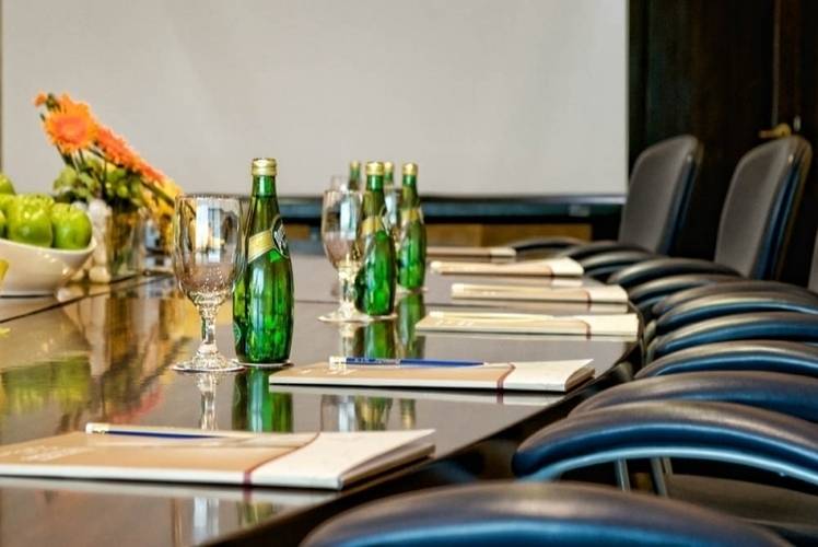 City Seasons Suites Dubai (Ex.Pearl City Suites)