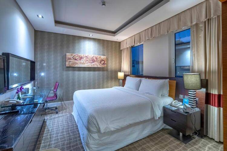 Majestic Premier Hotel (Ex. Four Points By Sheraton Bur Dubai)
