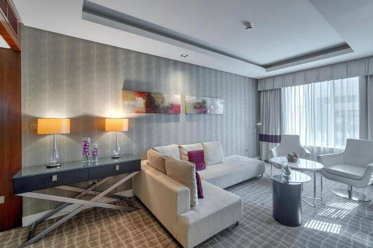 Majestic Premier Hotel (Ex. Four Points By Sheraton Bur Dubai)