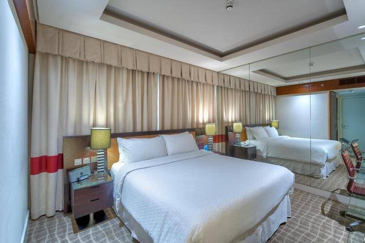 Majestic Premier Hotel (Ex. Four Points By Sheraton Bur Dubai)