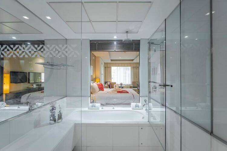 Majestic Premier Hotel (Ex. Four Points By Sheraton Bur Dubai)