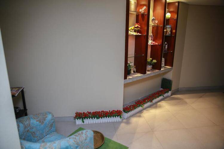 Versailles Hotel