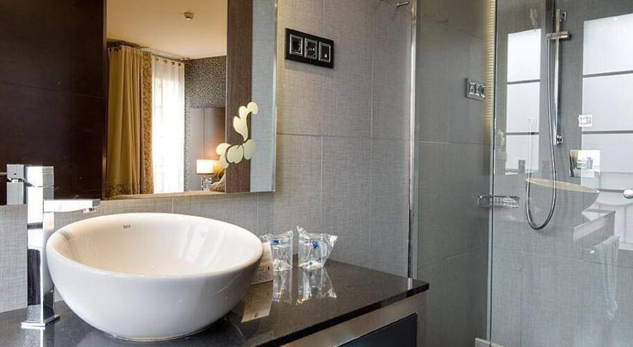 Colonial Hotel — фото 5