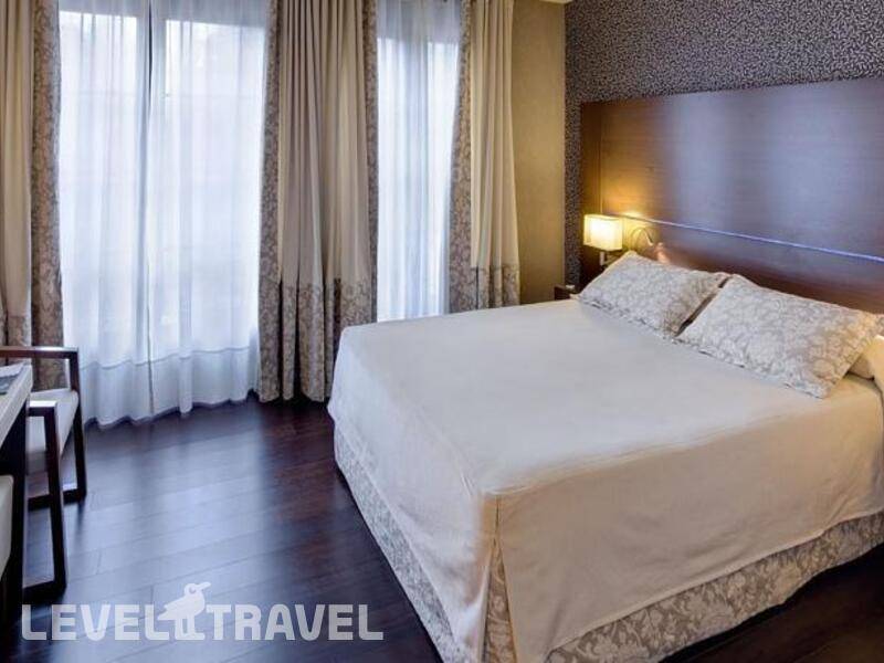 Фотография Colonial Hotel