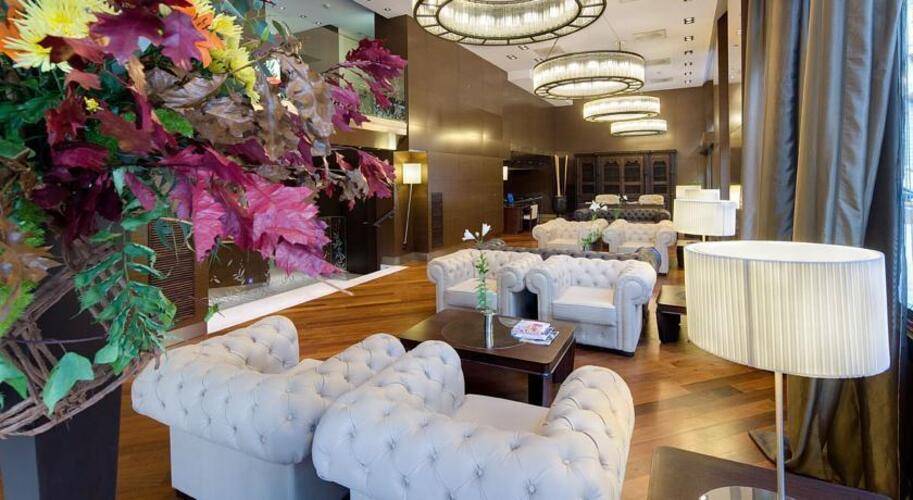 Colonial Hotel — фото 37