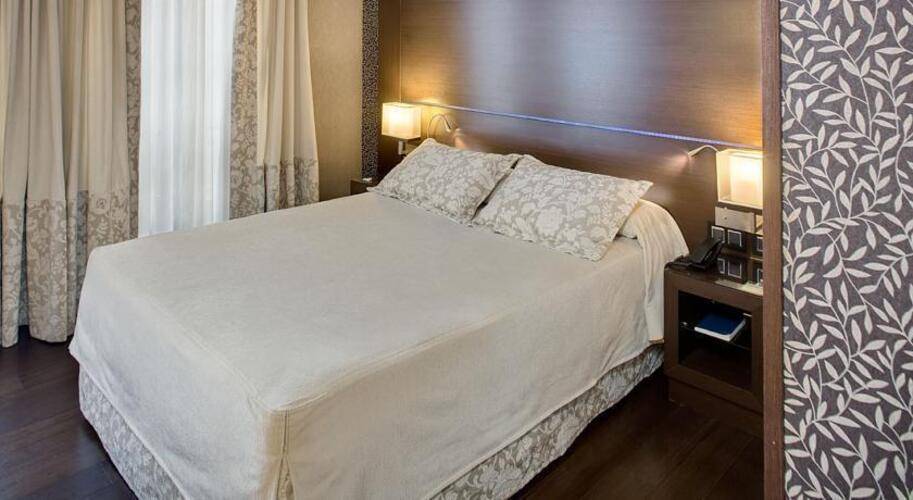 Colonial Hotel — фото 17