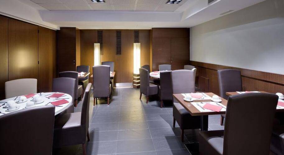 Colonial Hotel — фото 41