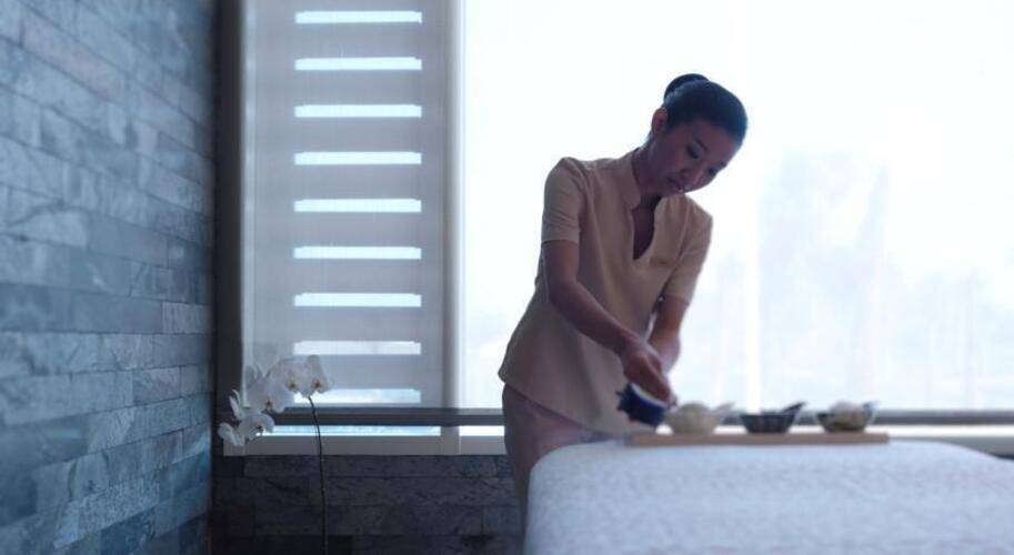 Park Hyatt Abu Dhabi Hotel & Villas