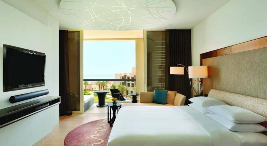 Park Hyatt Abu Dhabi Hotel & Villas