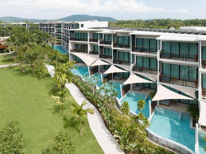 Le Meridien Phuket Maikhao Beach Resort (Ex. Holiday Inn Resort Phuket Mai Khao Beach)