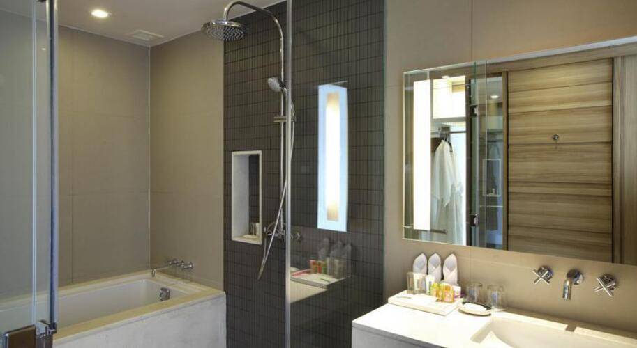 Le Meridien Phuket Maikhao Beach Resort (Ex. Holiday Inn Resort Phuket Mai Khao Beach)