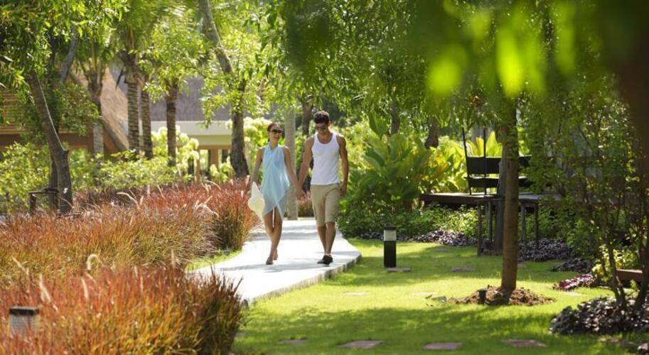 Le Meridien Phuket Maikhao Beach Resort (Ex. Holiday Inn Resort Phuket Mai Khao Beach)