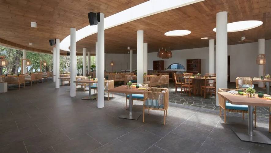 Le Meridien Phuket Maikhao Beach Resort (Ex. Holiday Inn Resort Phuket Mai Khao Beach)