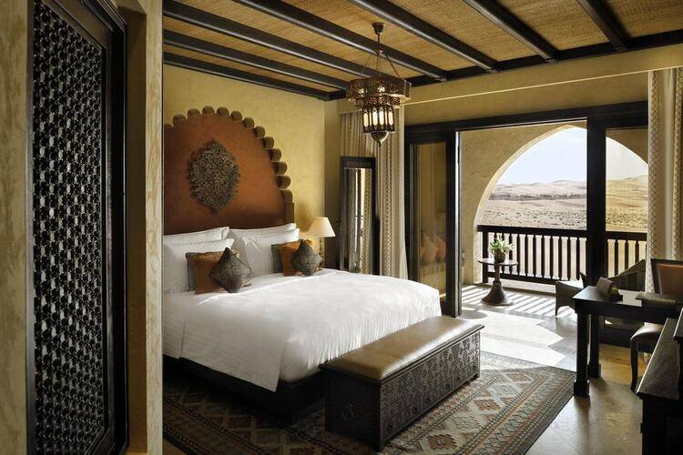 Qasr Al Sarab Desert Resort By Anantara