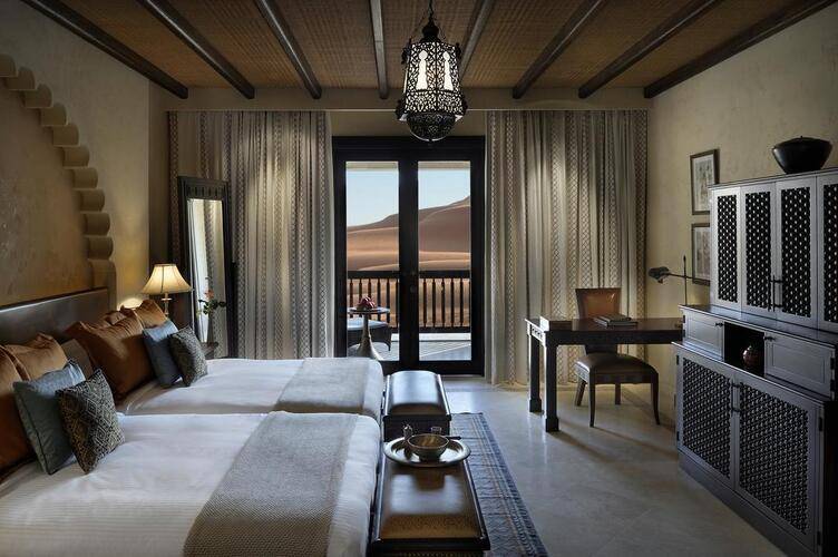 Qasr Al Sarab Desert Resort By Anantara