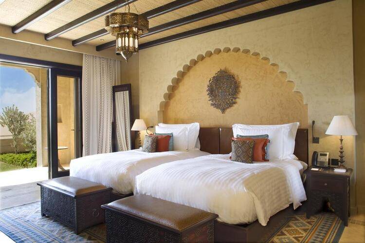 Qasr Al Sarab Desert Resort By Anantara