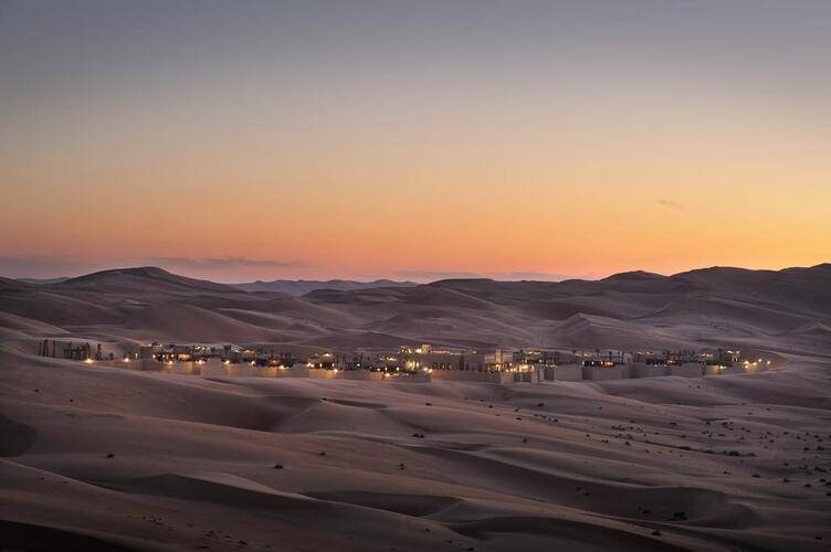 Qasr Al Sarab Desert Resort By Anantara
