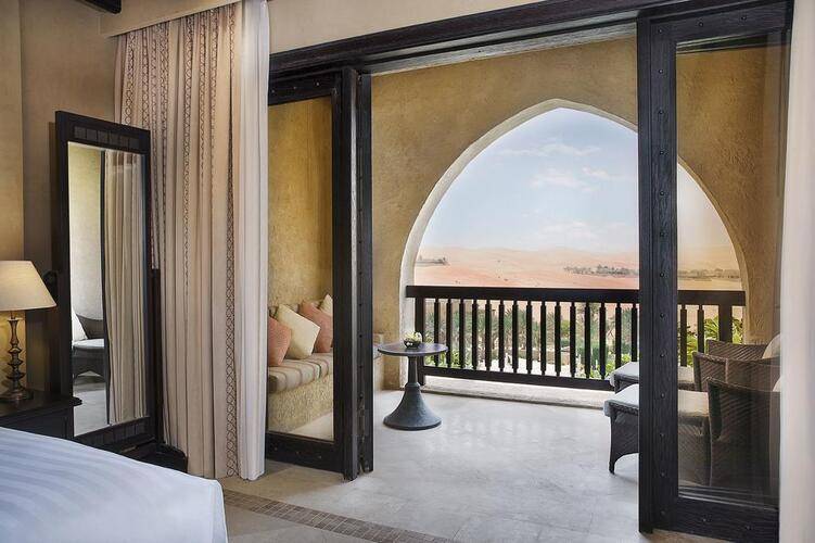Qasr Al Sarab Desert Resort By Anantara