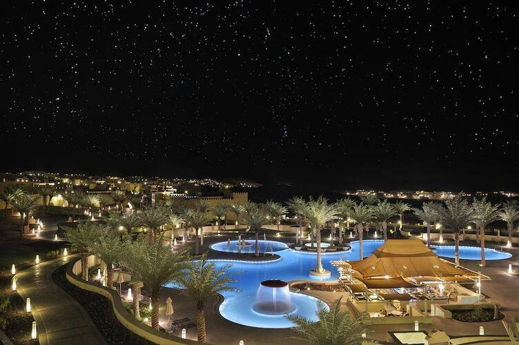 Qasr Al Sarab Desert Resort By Anantara