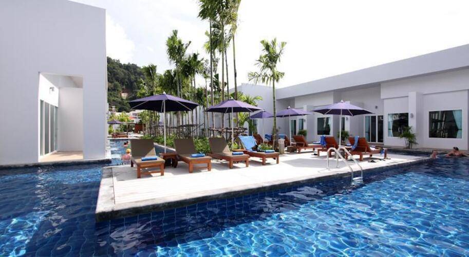 Blu Pine Villa & Pool Access