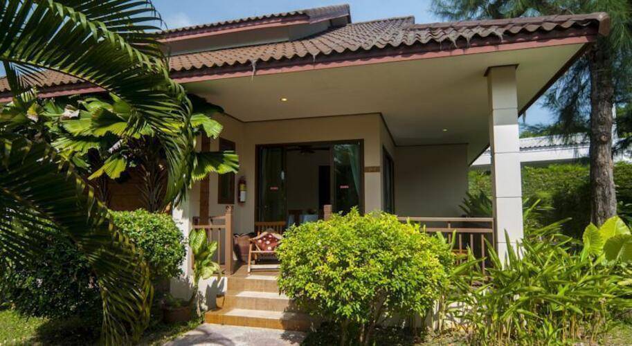 Blu Pine Villa & Pool Access