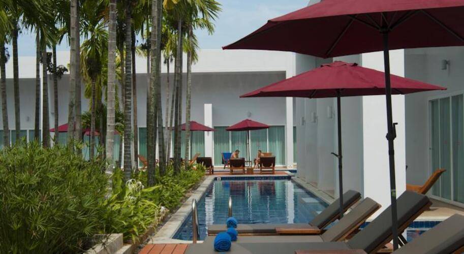 Blu Pine Villa & Pool Access