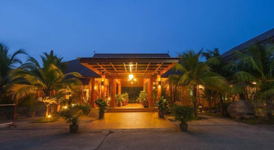 Blu Pine Villa & Pool Access
