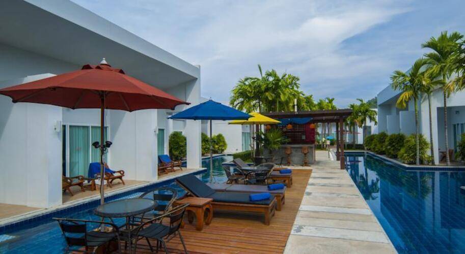 Blu Pine Villa & Pool Access