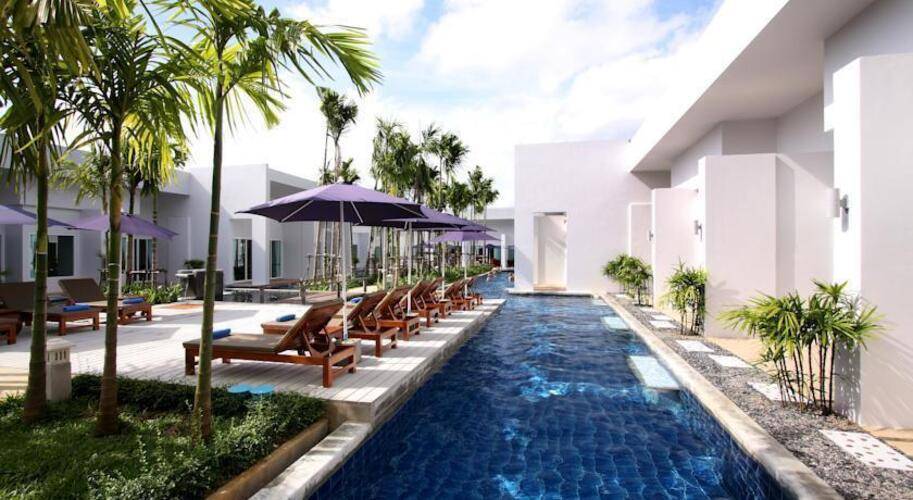 Blu Pine Villa & Pool Access