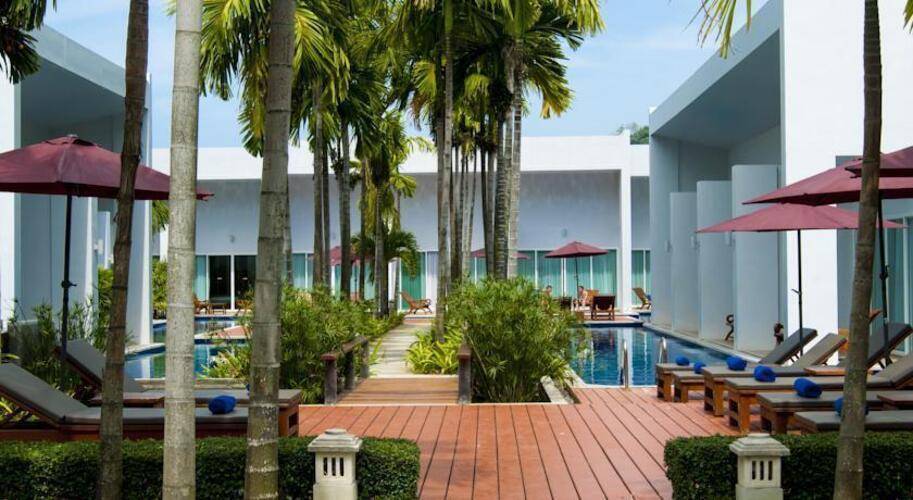 Blu Pine Villa & Pool Access