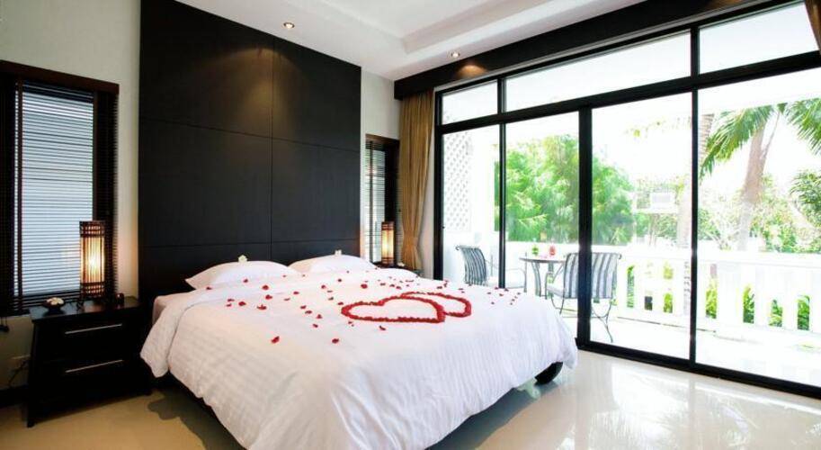 Palm Grove Resort Pattaya
