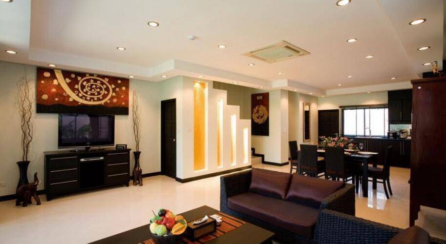 Palm Grove Resort Pattaya