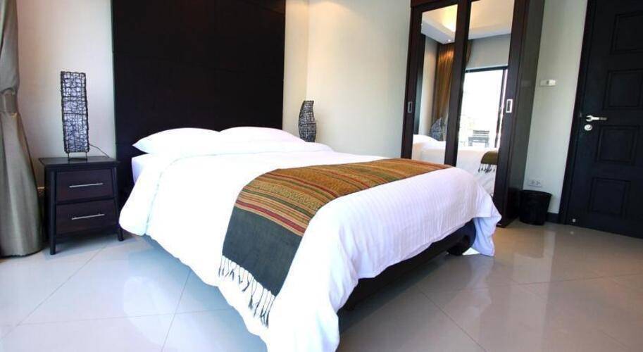 Palm Grove Resort Pattaya