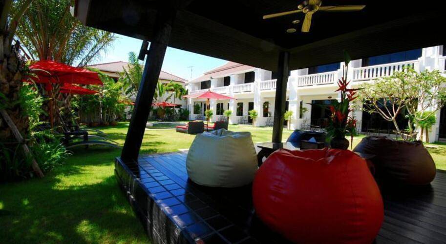 Palm Grove Resort Pattaya