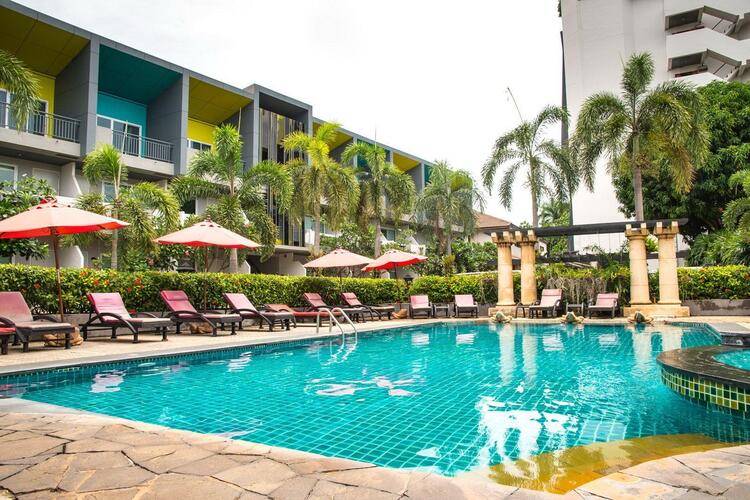 Lantana Pattaya Hotel & Resort