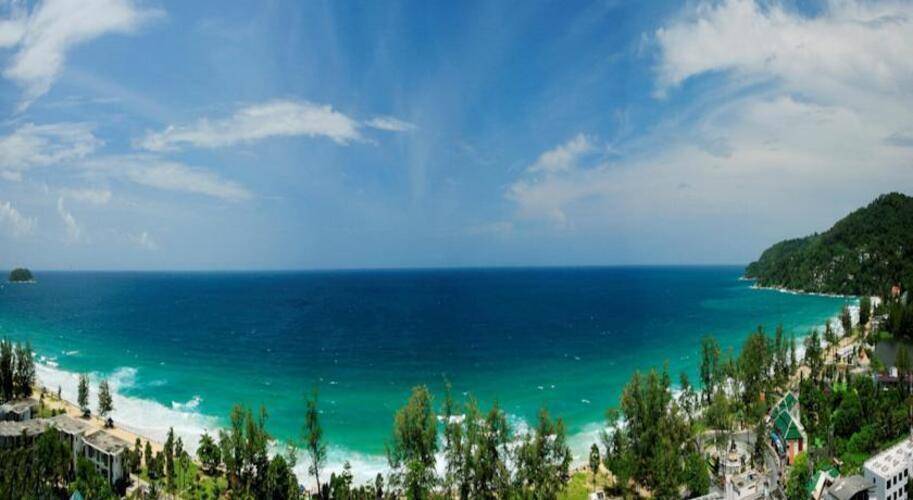 Waterfront Suites Phuket By Centara