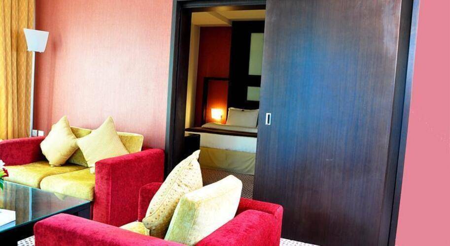 Samaya Hotel