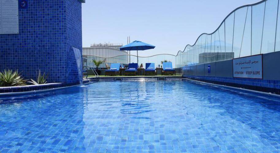 Samaya Hotel