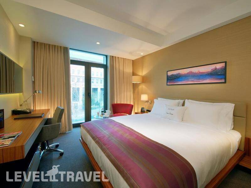 Фотография Hilton Double Tree Old Town Hotel