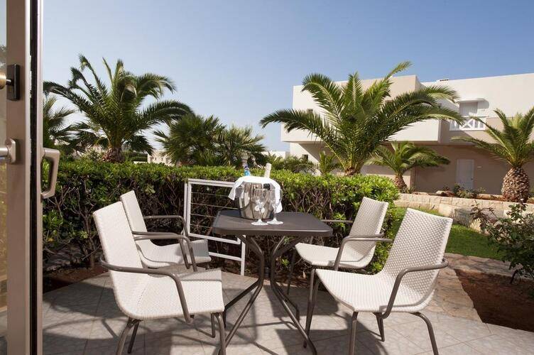 Grand Hotel Holiday Resort