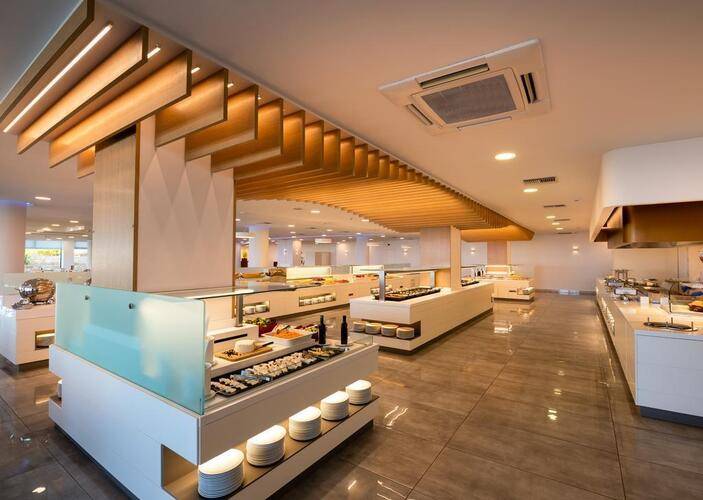 Grand Hotel Holiday Resort