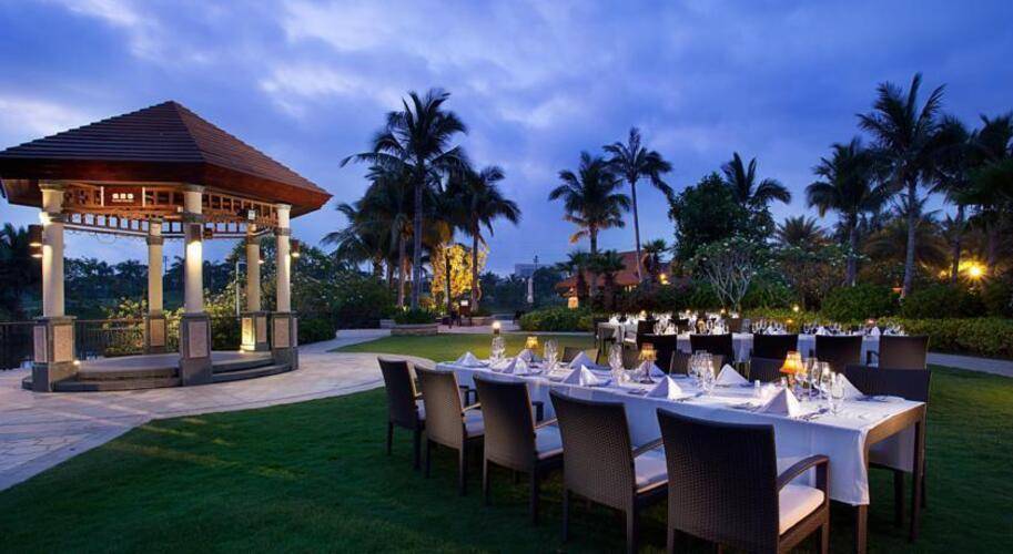 Grand Metro Park Resort