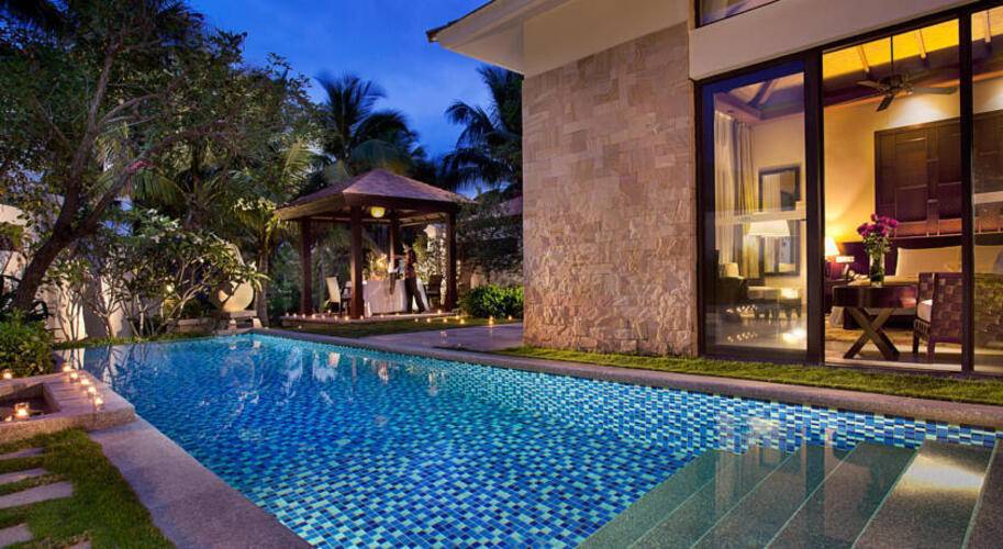 Grand Metro Park Resort
