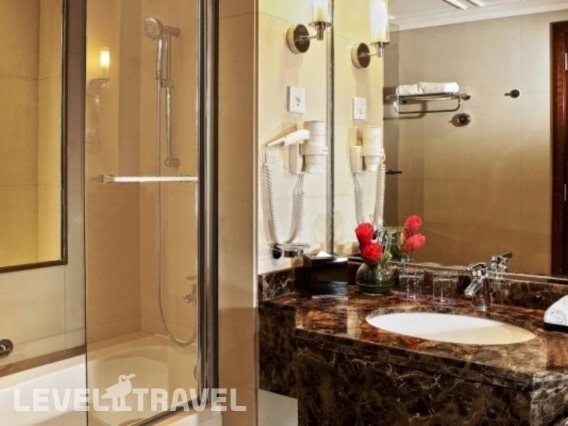 Фотография Park Regis Kris Kin Hotel