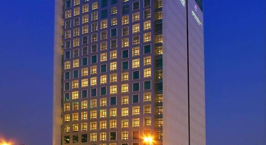 Park Regis Kris Kin Hotel