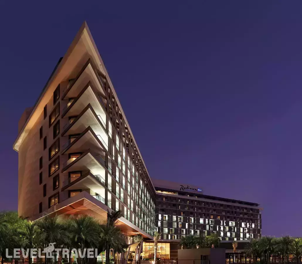 Yas Plaza Mangroves Hotel (Ex. Radisson Blu Abu Dhabi Yas Island)