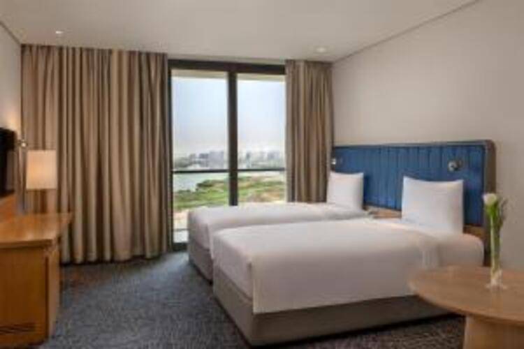 Yas Plaza Bay By Ihg (Ex. Park Inn By Radisson Abu Dhabi Yas Island)